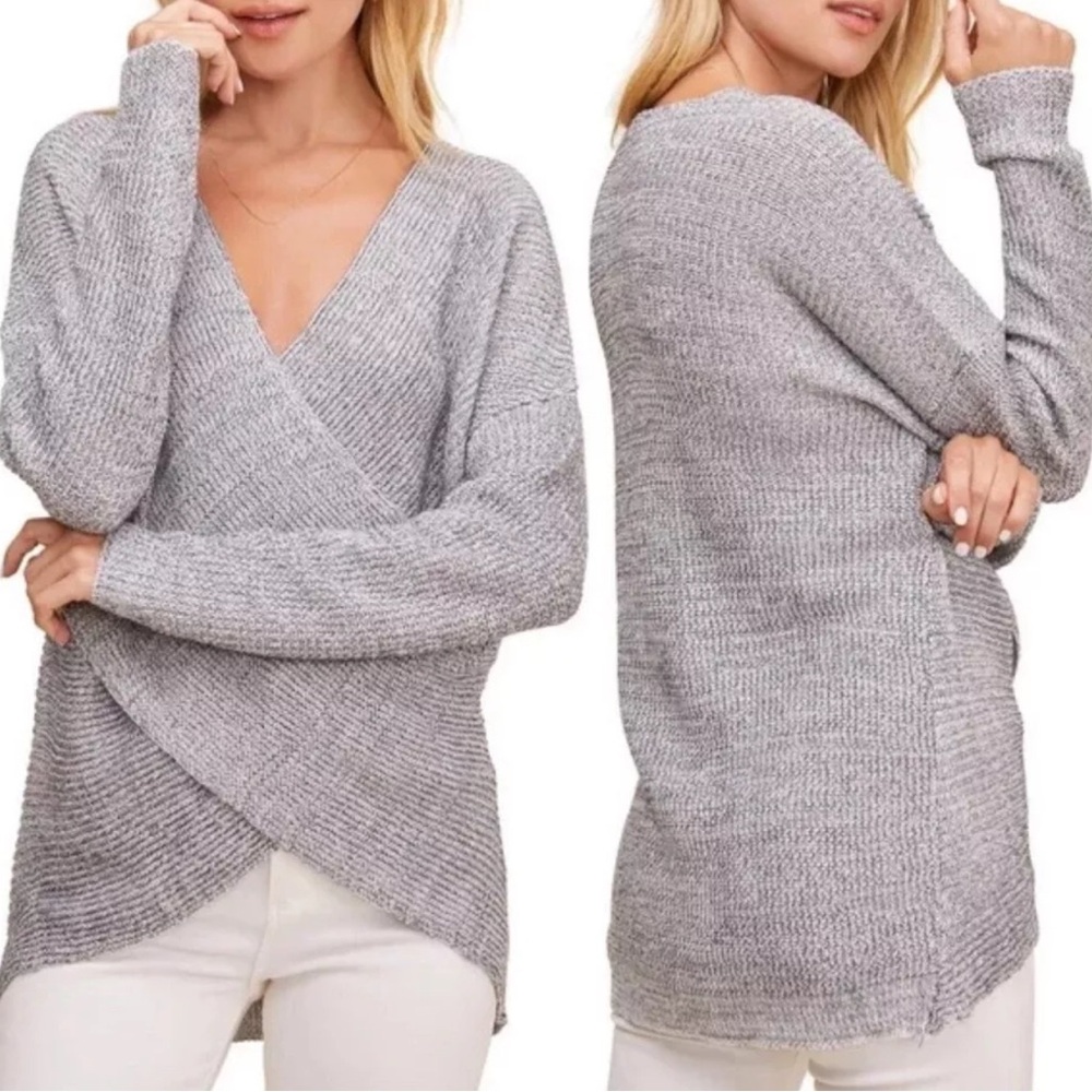 ASTR The Label Women's Surplice Wrap V-Neck Pullover Sweater Gray Small